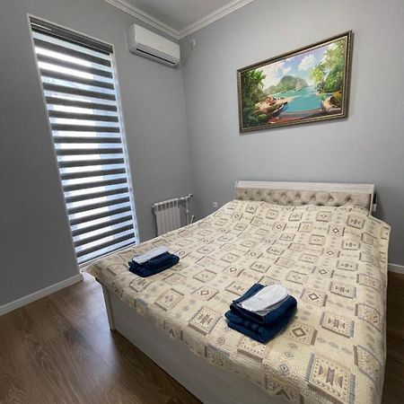 Amir Temur Apartment In Center After Renovation 塔什干 外观 照片