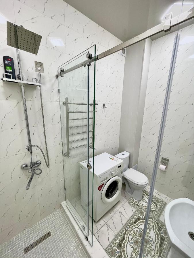 Amir Temur Apartment In Center After Renovation 塔什干 外观 照片