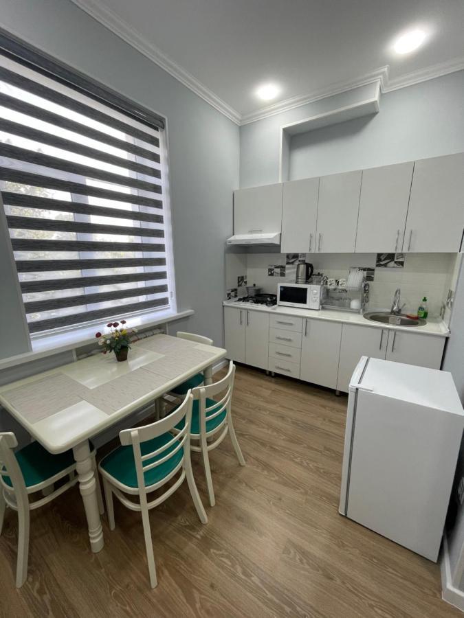Amir Temur Apartment In Center After Renovation 塔什干 外观 照片